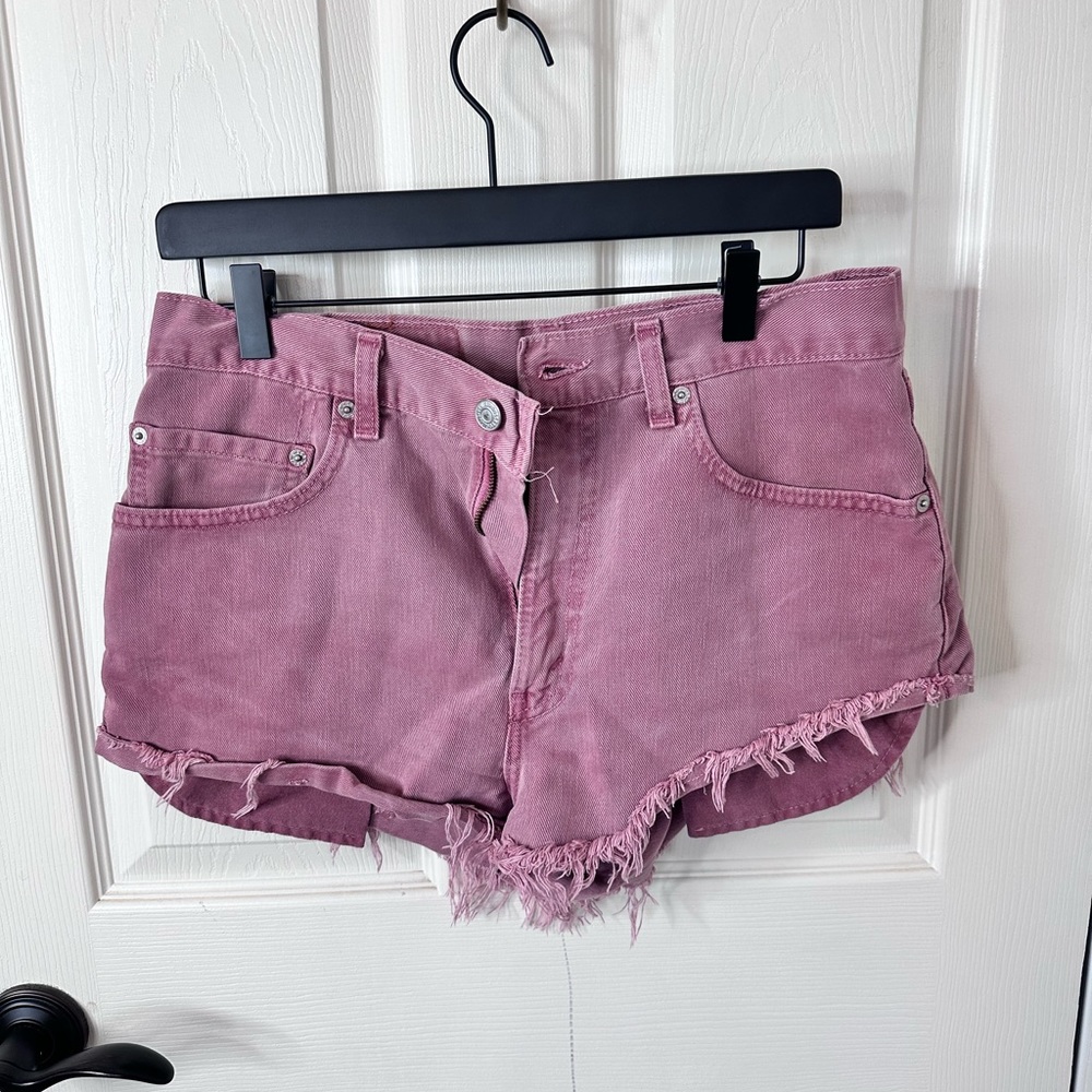 Levi’s Cutoff Shorts